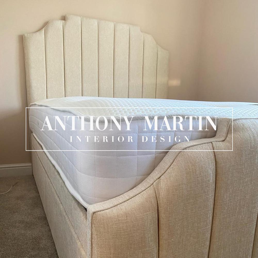 The Naples Bed