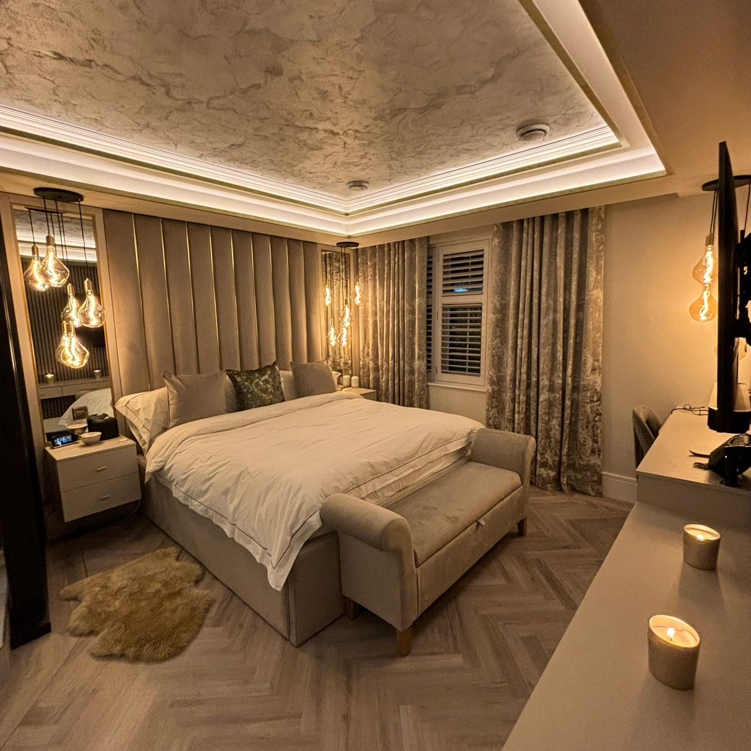 Anthony Martin Bespoke is a furniture manufacturer specialising in bespoke beds, sofas, wardrobes, fixed seating, kitchens, upholstery & soft furnishings in Leeds, Bradford, Harrogate, Wakefield, Halifax & Huddersfield. Visit anthonymartinbespoke.co.uk