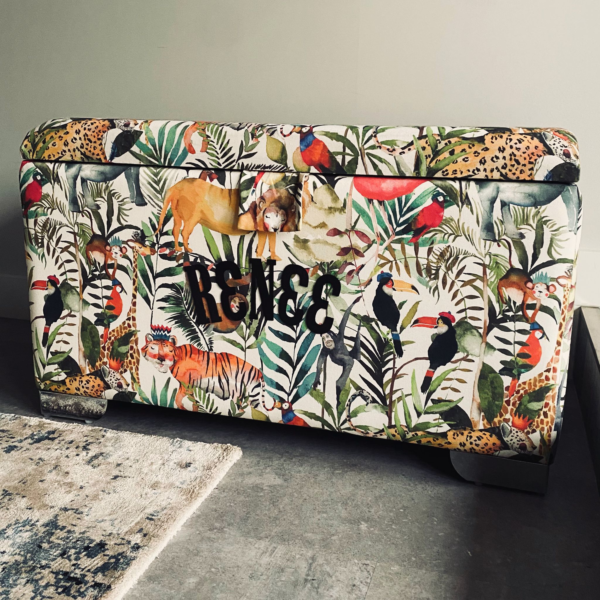 Anthony Martin Bespoke is a furniture manufacturer specialising in bespoke beds, sofas, wardrobes, fixed seating, kitchens, upholstery & soft furnishings in Leeds, Bradford, Harrogate, Wakefield, Halifax & Huddersfield. Visit anthonymartinbespoke.co.uk